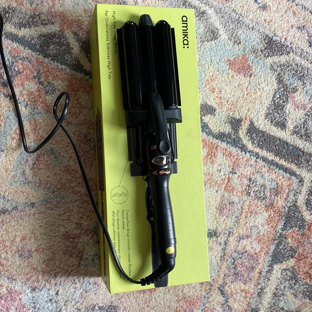 Amika high tide deep waver